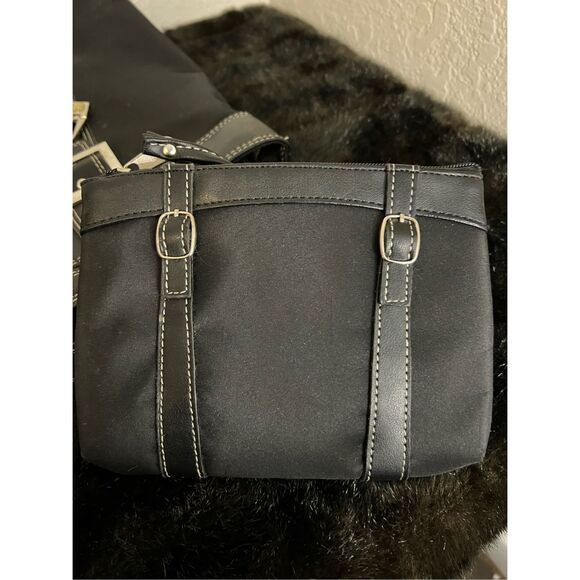 New SWISSGEAR "DIANA" WOMEN'S BUSINESS TOTE BAG WITH PADDED COMPARTMENT FOR COMP - Picture 6 of 8